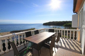  Apartment Ugljan 829c  Сутомишцица